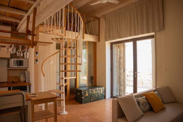 მისაღები ოთახი