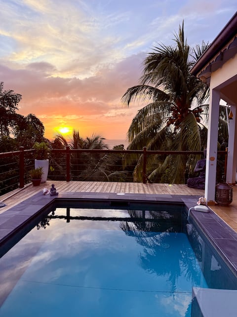 Beautiful villa with sea view and choice of location