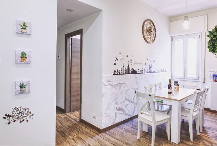 INTERO APPARTAMENTO NEL CUORE DI ROMA 5★ METRO A gallery image 4