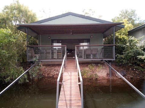 The Lake House - Bungalow 48