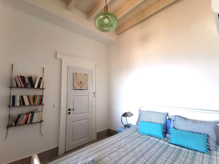 غرفة النوم 1