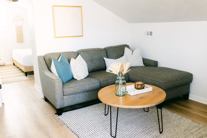 The Loft - 1 Block To Beach With Office Space - Carolina Beach, NC