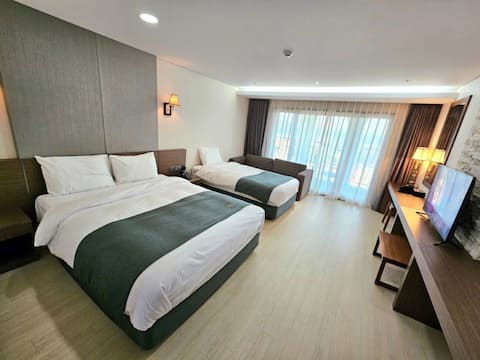 The Sum Forest/Deluxe Twin Room