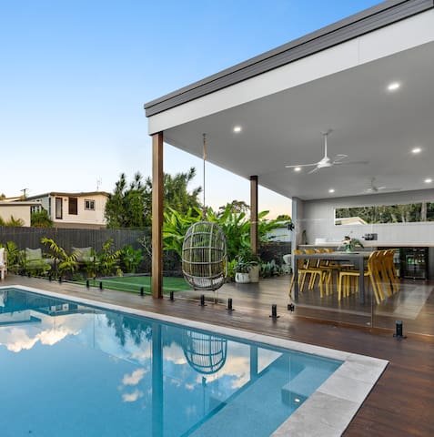 Coolum beach escape – family home with heated pool