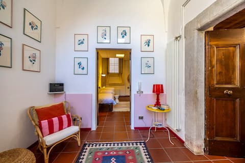 Popular Airbnb listing: Cozy Corner in Brescia Center - Dogeshouse in Brescia