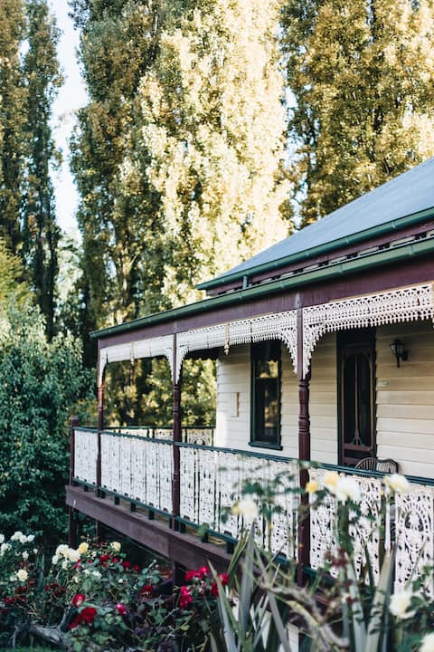 The Kelly House. Local Lore in Time, Timber & Tin.