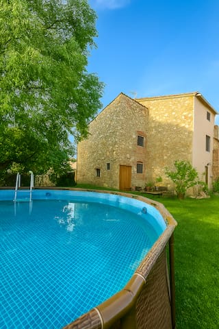 Casa Can Bernat: Casa con encanto en Breda