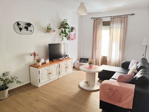 Nice downtown apartment with WIFI and terrace