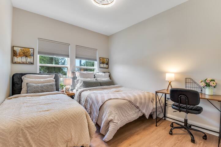 The Retreat:hot tub,pool,near DT and Uptown Dallas gallery image 5