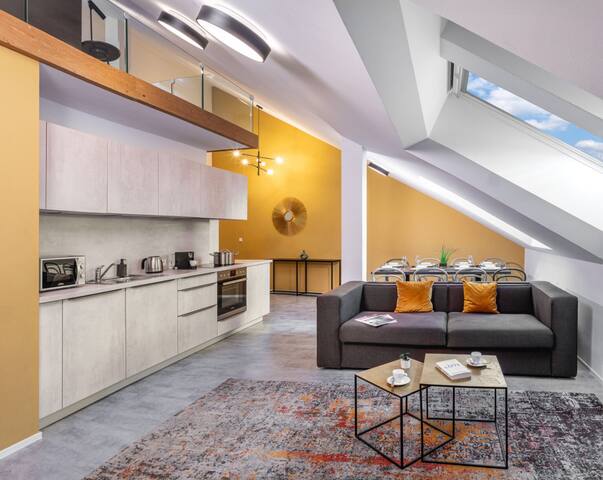 Luxury Three Bedroom Duplex Apartment VN48 Suites