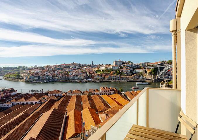 North Star Flats @Santa Marinha | Magnificent View gallery image 4