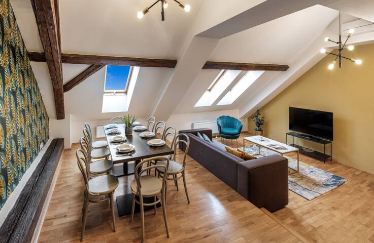 Four Bedroom Duplex Apartment VN48 Suites