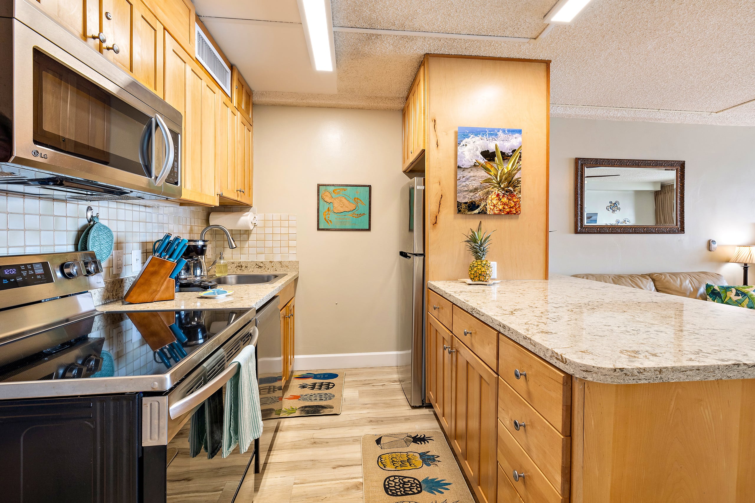 Condo in Lahaina · ★4.96 · Studio · 1 bed · 1 bath - Image 5