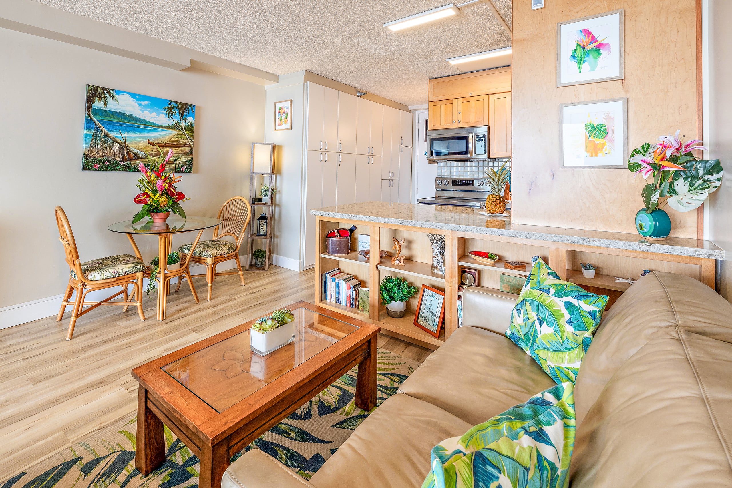 Condo in Lahaina · ★4.96 · Studio · 1 bed · 1 bath - Image 3