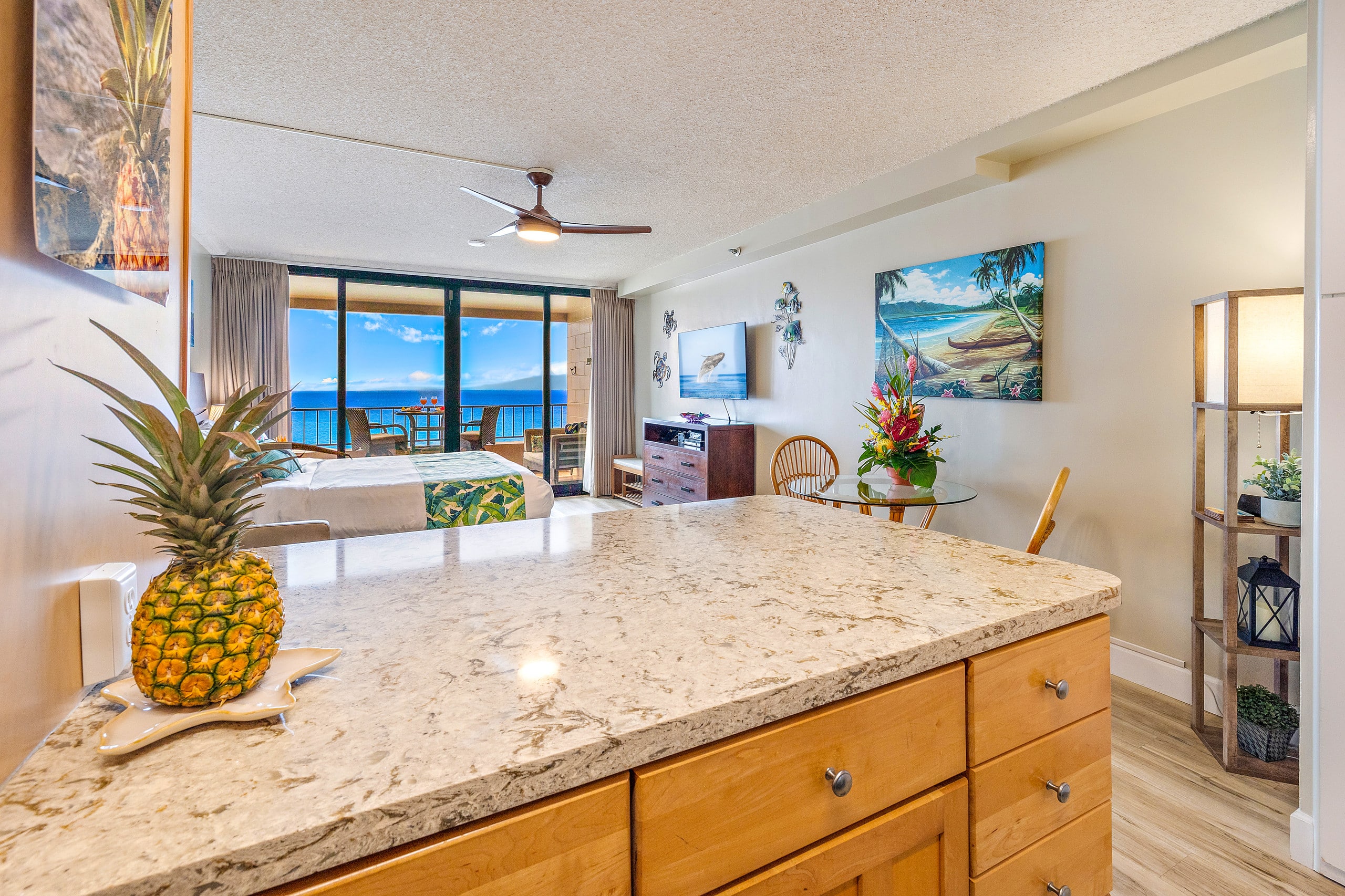 Condo in Lahaina · ★4.96 · Studio · 1 bed · 1 bath - Image 7