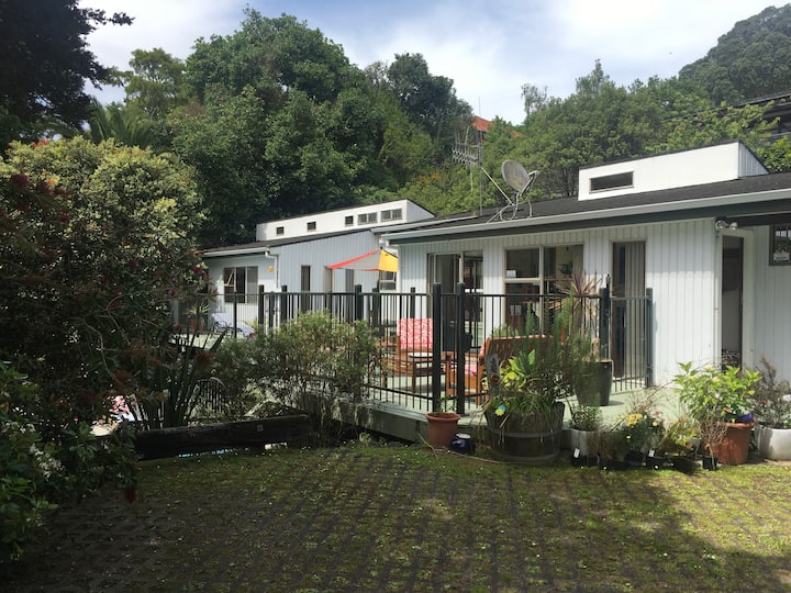 Spacious Family Home With Pool - Whangārei
