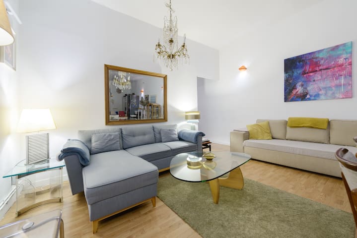 Gran Via-Sol Loft – 140 mts2