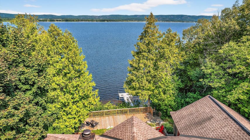 Waterfront Vista Hot Tub Kayak Canoe Fish gallery image 3