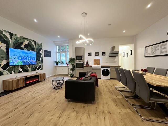 fairAPART®4 room apartment in the heart of Berlin gallery image 3