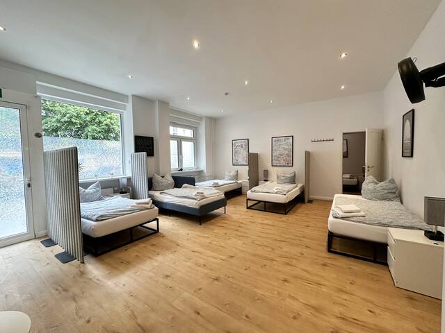 fairAPART®4 room apartment in the heart of Berlin gallery image 5