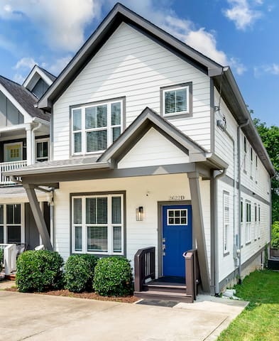 Pennington house – East Nash | 4BR | Sleeps 12