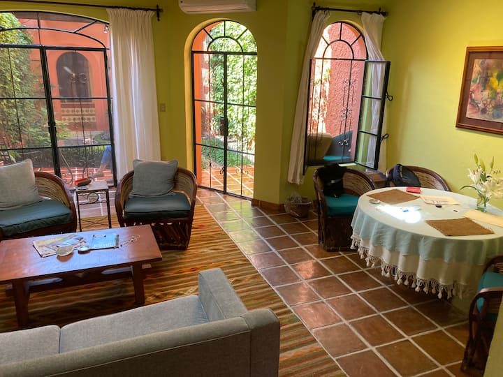 A Jewel Of Color And Light In The Heart Of Centro - San Miguel de Allende