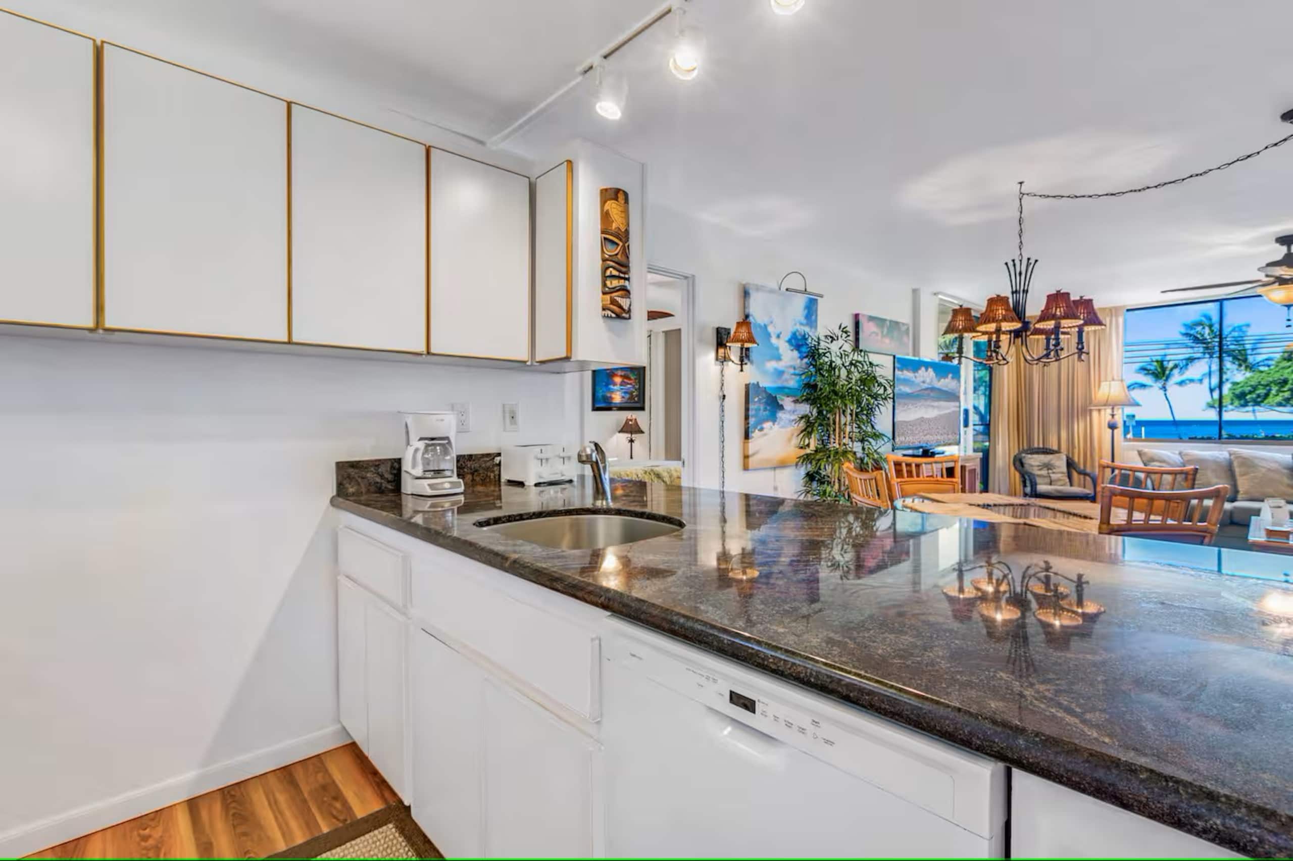 Condo in Kihei · ★4.87 · 2 bedrooms · 3 beds · 2 private baths - Image 19