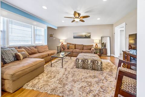 Bellflower Cottage Near Disneyland 3 bed 1 Bath.