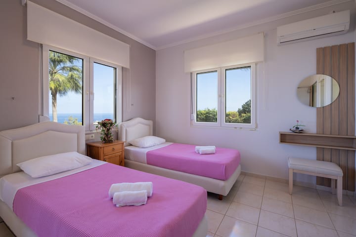 Спална соба 6