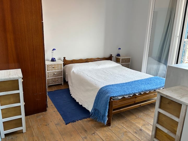 საძინებელი 1