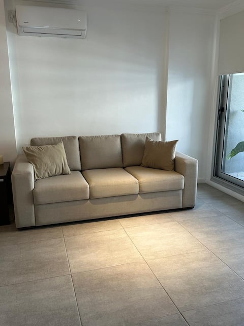 Propiedad de Airbnb exitosa: New apartment. 2 bedrooms, 2 bathrooms. Free garage en Santa Fe