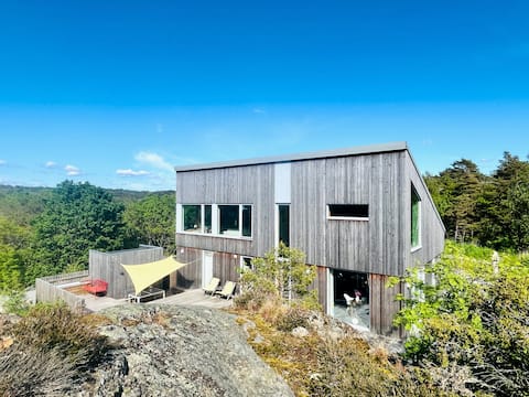 Villa Hällene: Architectural house in a beautiful location