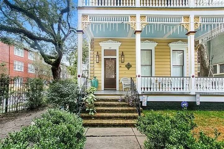 Gorgeous & Elegant Home In Uptown New Orleans! gallery image 3