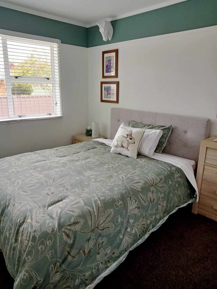 საძინებელი 2