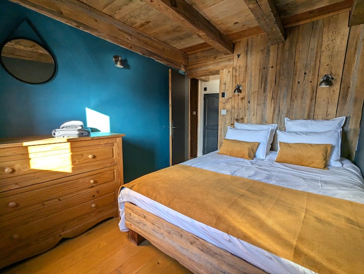 bedroom 1 with a 160cm bed