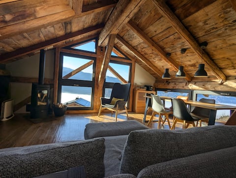 Annonce Airbnb populaire: Barn - stunning views - near SAMOËNS/MORRILON à Verchaix