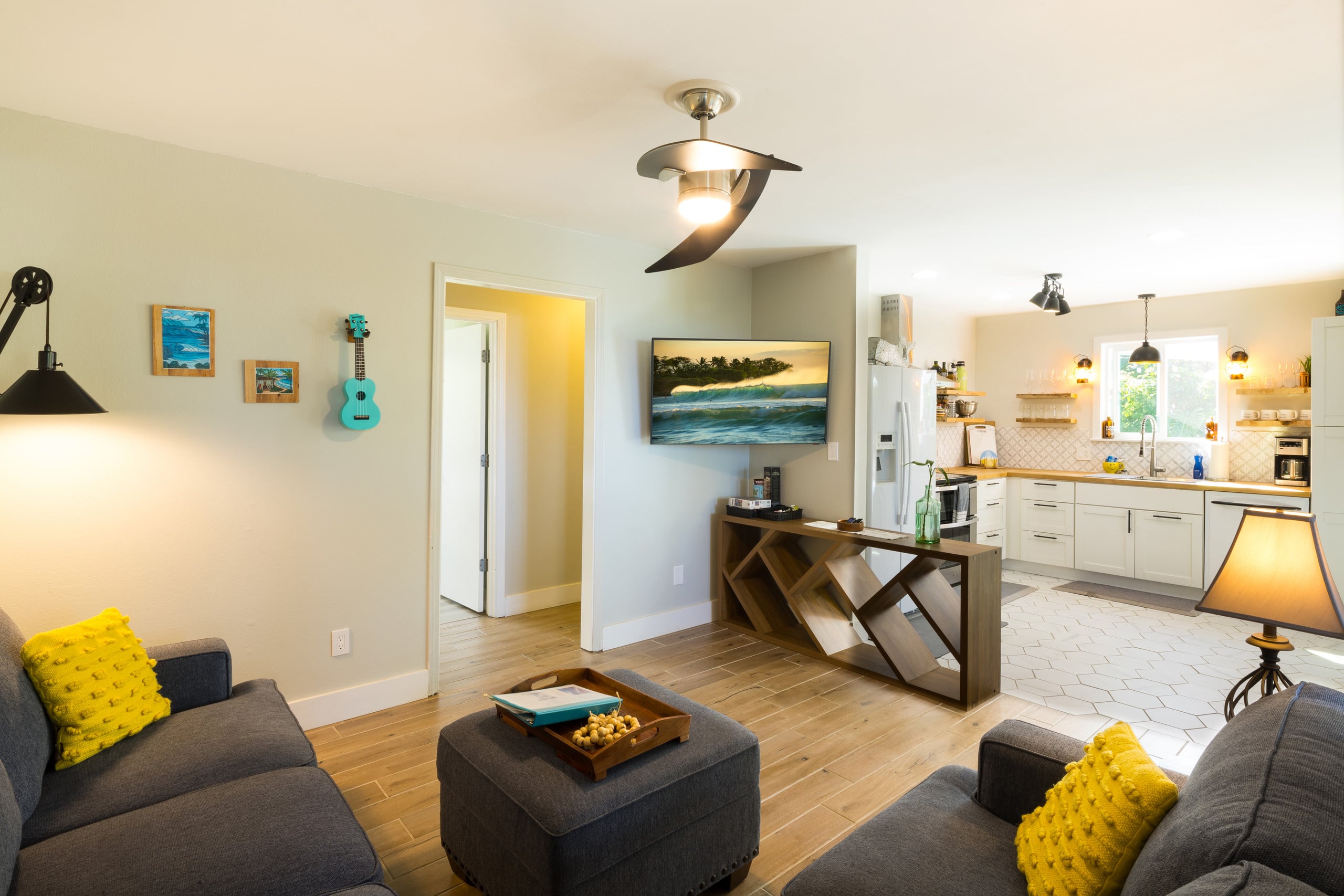 Home in Kailua-Kona · ★5.0 · 2 bedrooms · 2 beds · 1 bath - Image 1