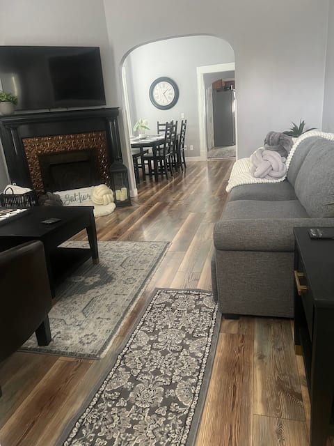 Top Airbnb: Edge of Salt Lake - Where Historic Meets Modern in Central 9th