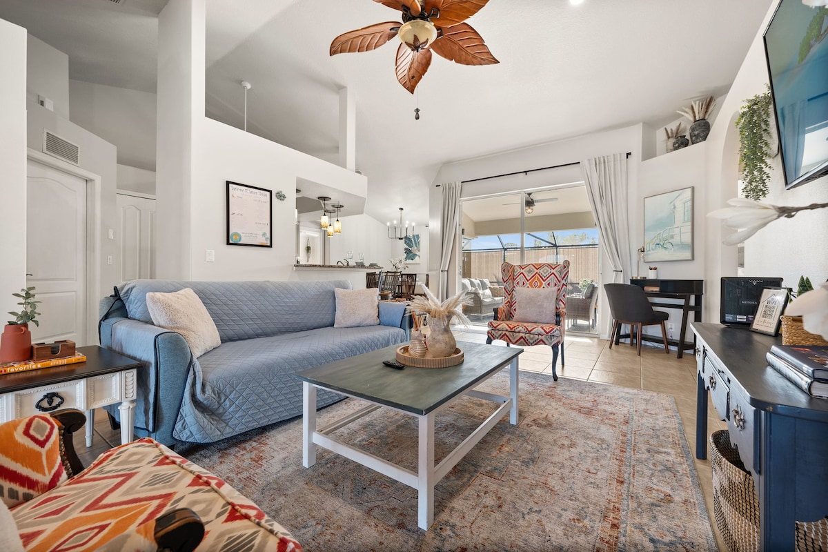 Top Airbnb: Beach Time Villa-Heated Pool & Spa-4 bikes in South Venice