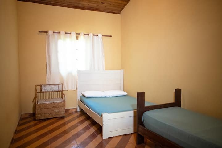 غرفة النوم 2