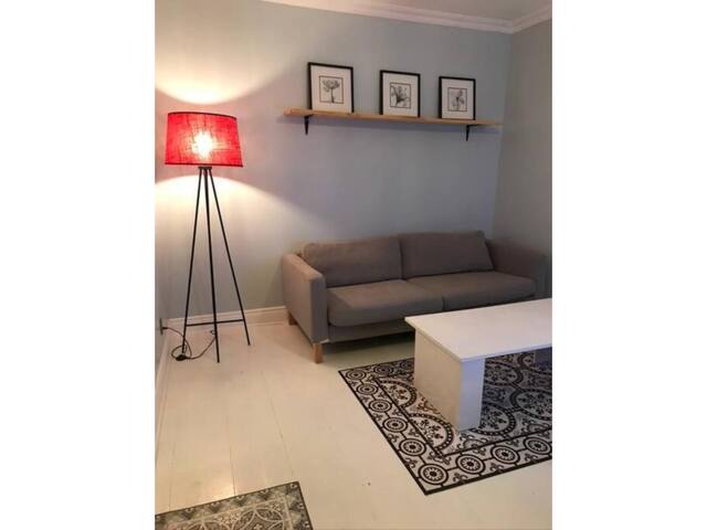 Lovely Leslieville, exploring nature in the city gallery image 4