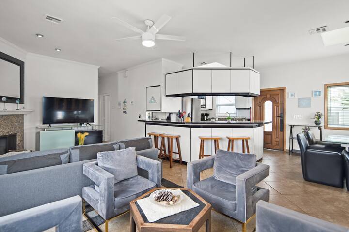 6 Bedroom Water View Home – South Mission Beach gallery image 5