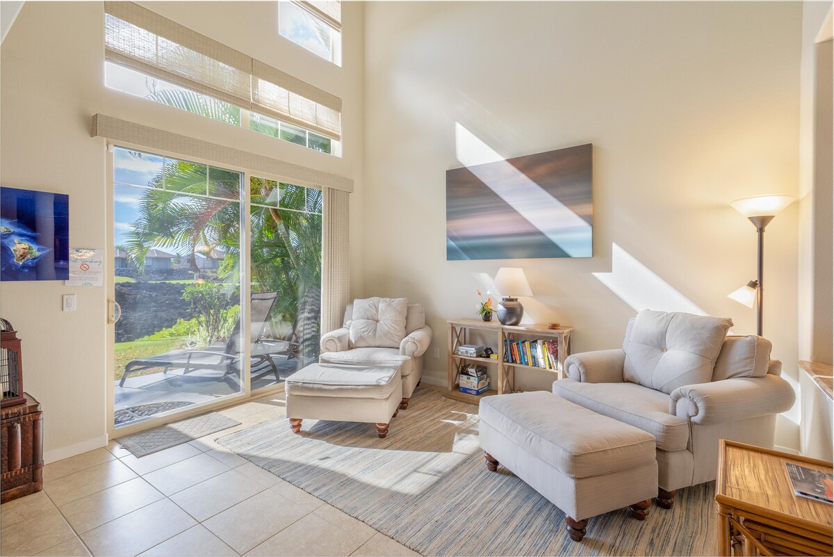 Top performing Airbnb: Exquisite Sunsets on the lanai and Private Beach in Waikoloa Beach Resort