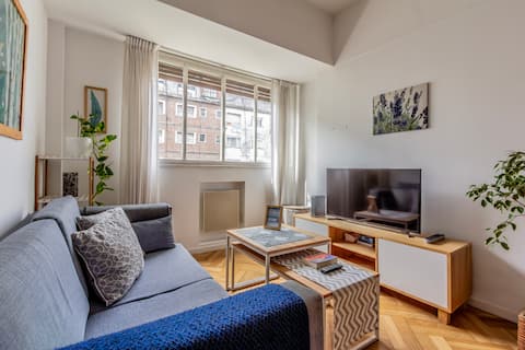 Propiedad de Airbnb exitosa: San Telmo Soul · King & Twins · 1 min to Subway en Constitución