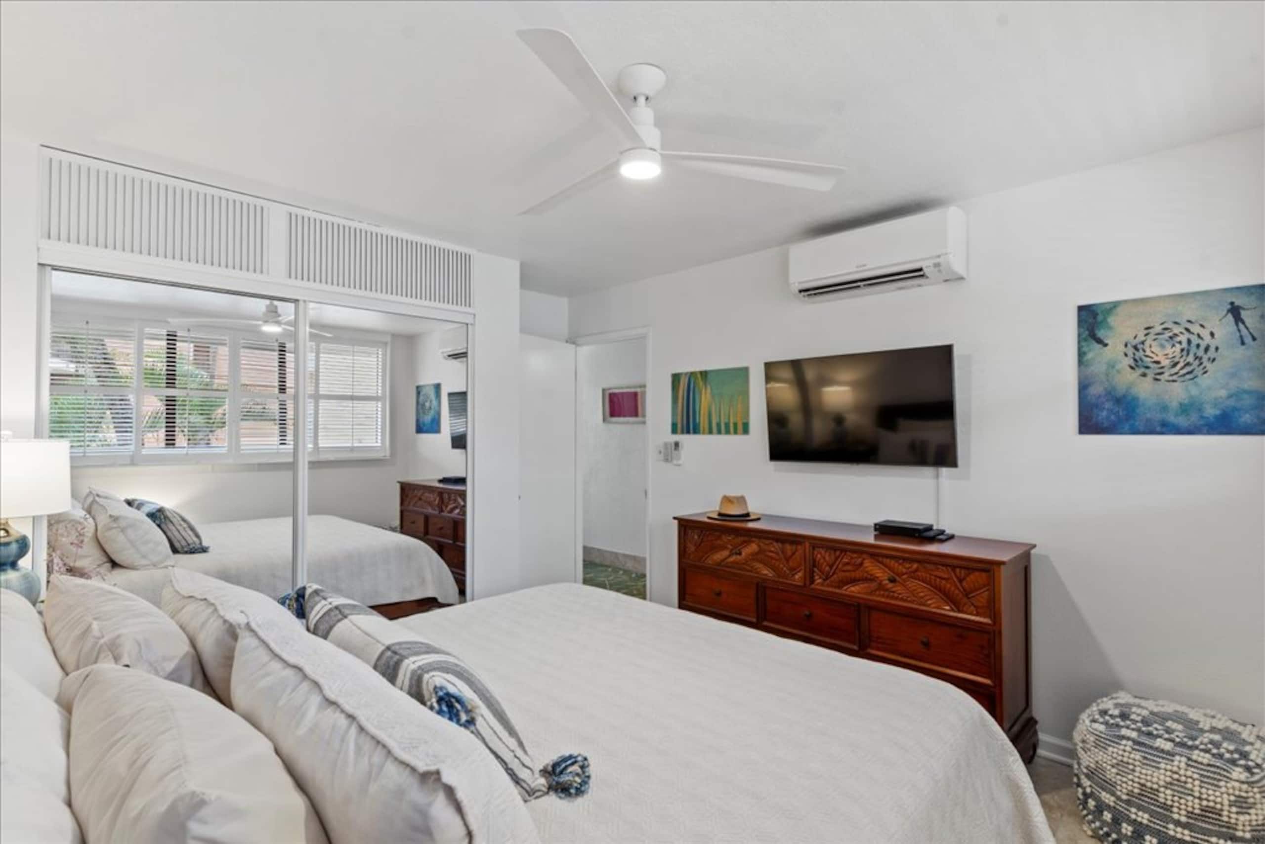 Condo in Maalaea · ★4.85 · 1 bedroom · 2 beds · 1 bath - Photo 11
