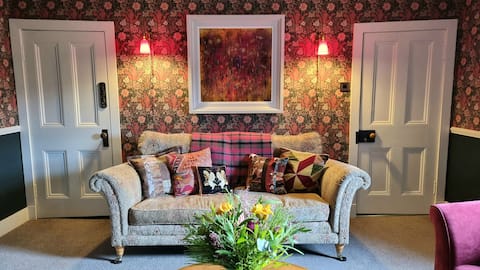 Avonlea - Luxury Cottage - Tomintoul -
Cairngorms