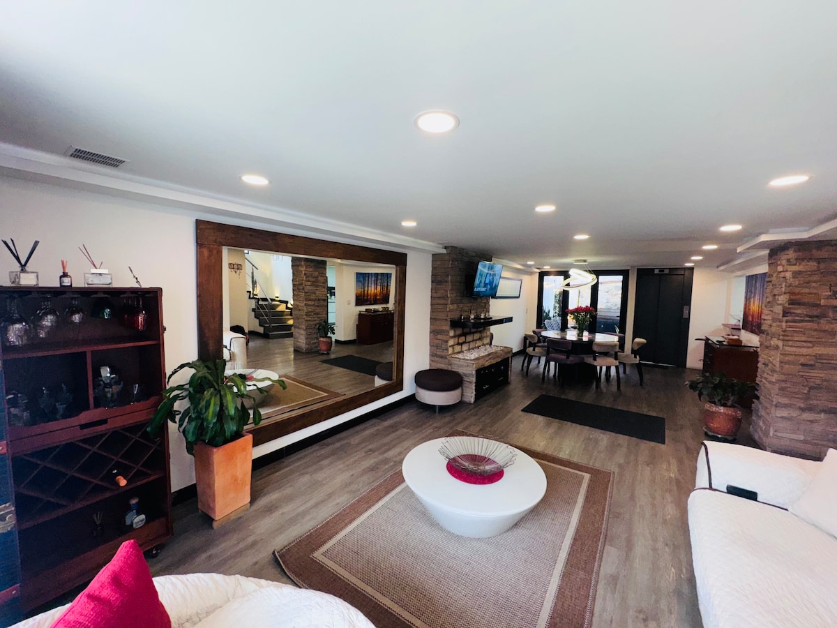 Casa Blanca — photo 1