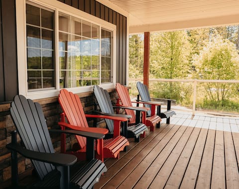 Sunshine Shores Waterfront Cottage