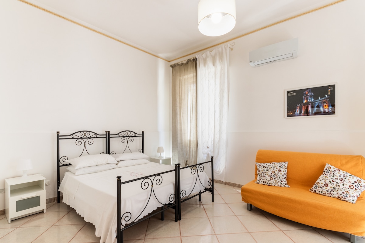 غرفة النوم 2