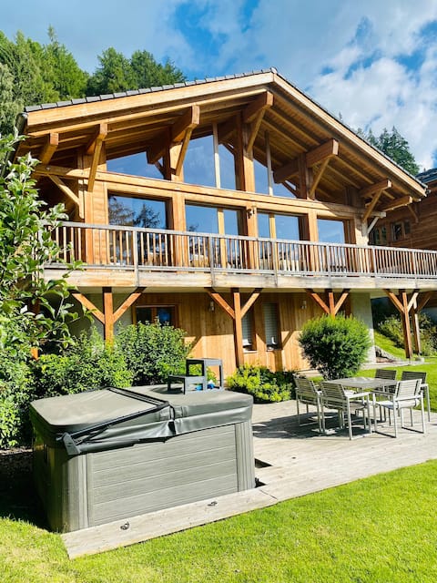 Chalet Chambord Mountain Retreat